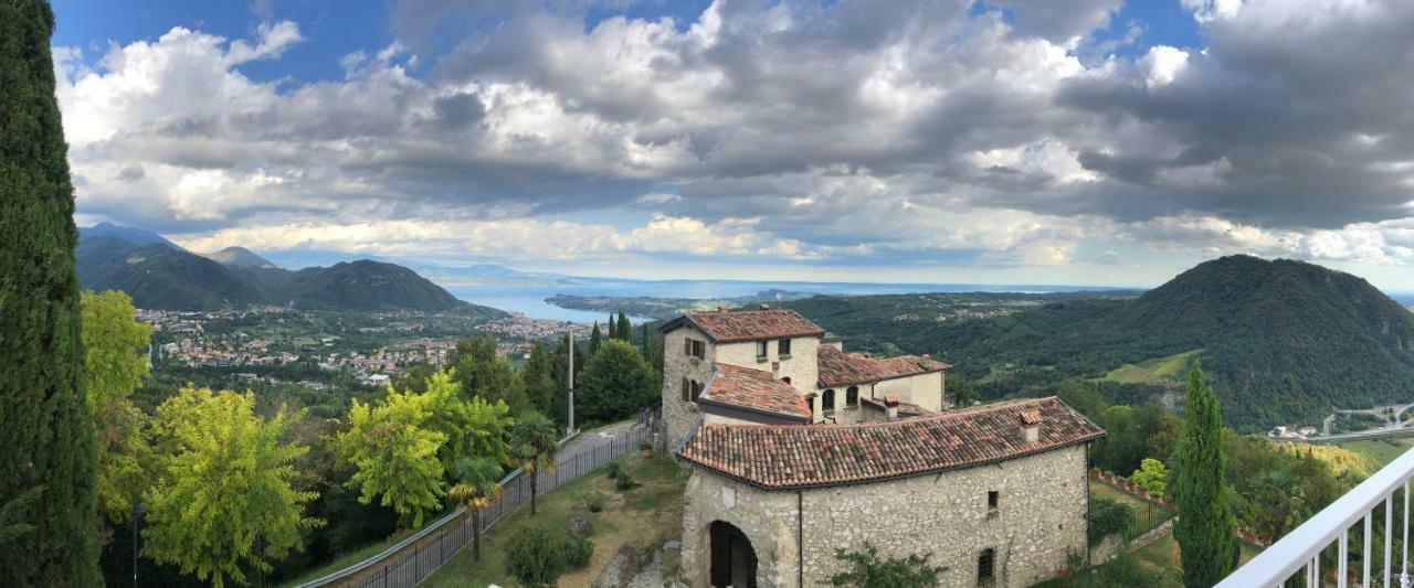 La cornice sul Garda - Your Home Villanuova sul clisi Esterno foto